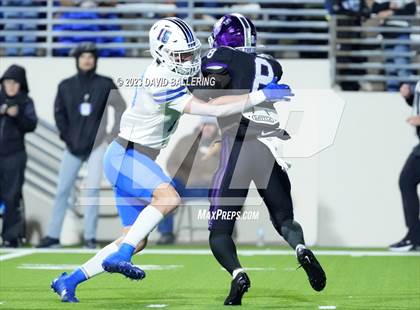 Thumbnail 3 in Gunter vs Jacksboro (UIL 3A DII Quarterfinal Playoff) photogallery.