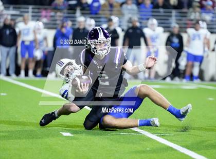 Thumbnail 3 in Gunter vs Jacksboro (UIL 3A DII Quarterfinal Playoff) photogallery.