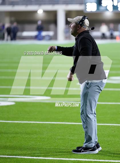 Thumbnail 2 in Gunter vs Jacksboro (UIL 3A DII Quarterfinal Playoff) photogallery.