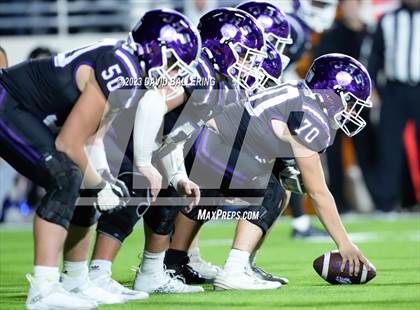 Thumbnail 2 in Gunter vs Jacksboro (UIL 3A DII Quarterfinal Playoff) photogallery.