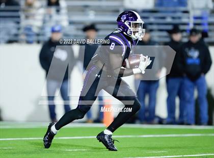 Thumbnail 3 in Gunter vs Jacksboro (UIL 3A DII Quarterfinal Playoff) photogallery.