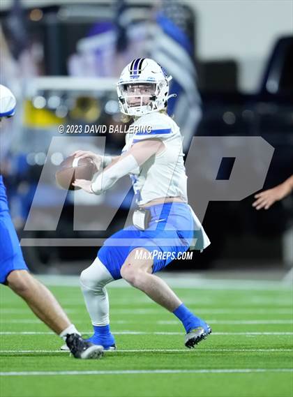 Thumbnail 1 in Gunter vs Jacksboro (UIL 3A DII Quarterfinal Playoff) photogallery.
