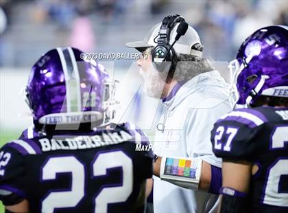 Thumbnail 2 in Gunter vs Jacksboro (UIL 3A DII Quarterfinal Playoff) photogallery.