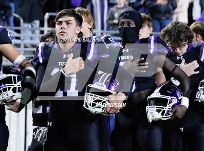 Thumbnail 1 in Gunter vs Jacksboro (UIL 3A DII Quarterfinal Playoff) photogallery.
