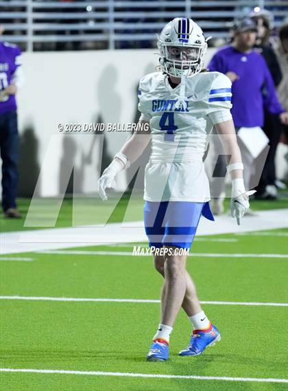 Thumbnail 1 in Gunter vs Jacksboro (UIL 3A DII Quarterfinal Playoff) photogallery.