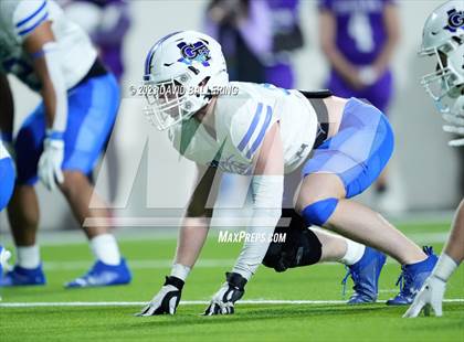 Thumbnail 1 in Gunter vs Jacksboro (UIL 3A DII Quarterfinal Playoff) photogallery.