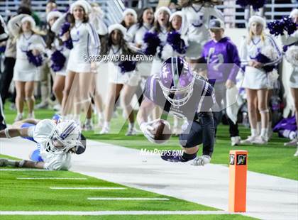 Thumbnail 3 in Gunter vs Jacksboro (UIL 3A DII Quarterfinal Playoff) photogallery.