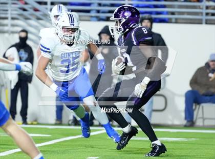 Thumbnail 1 in Gunter vs Jacksboro (UIL 3A DII Quarterfinal Playoff) photogallery.