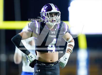 Thumbnail 3 in Gunter vs Jacksboro (UIL 3A DII Quarterfinal Playoff) photogallery.