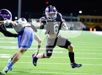 Thumbnail 3 in Gunter vs Jacksboro (UIL 3A DII Quarterfinal Playoff) photogallery.