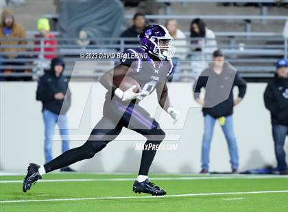 Thumbnail 1 in Gunter vs Jacksboro (UIL 3A DII Quarterfinal Playoff) photogallery.