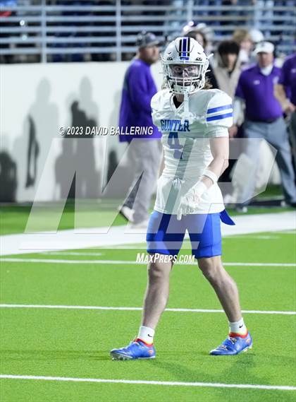 Thumbnail 3 in Gunter vs Jacksboro (UIL 3A DII Quarterfinal Playoff) photogallery.