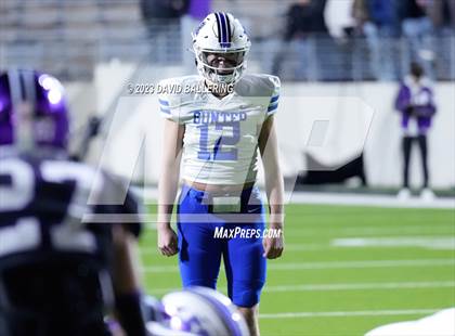 Thumbnail 1 in Gunter vs Jacksboro (UIL 3A DII Quarterfinal Playoff) photogallery.