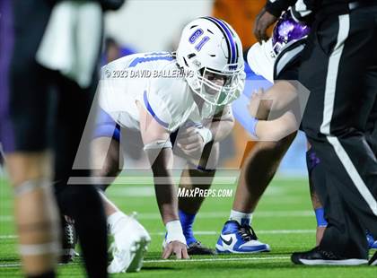 Thumbnail 3 in Gunter vs Jacksboro (UIL 3A DII Quarterfinal Playoff) photogallery.