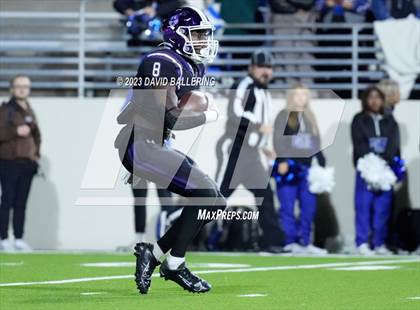 Thumbnail 3 in Gunter vs Jacksboro (UIL 3A DII Quarterfinal Playoff) photogallery.