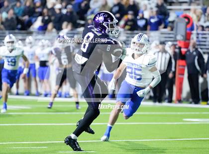Thumbnail 2 in Gunter vs Jacksboro (UIL 3A DII Quarterfinal Playoff) photogallery.