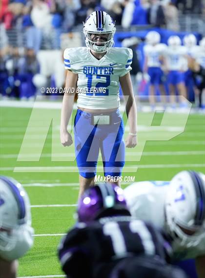 Thumbnail 3 in Gunter vs Jacksboro (UIL 3A DII Quarterfinal Playoff) photogallery.