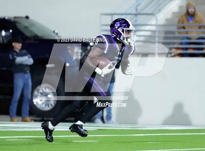 Thumbnail 2 in Gunter vs Jacksboro (UIL 3A DII Quarterfinal Playoff) photogallery.