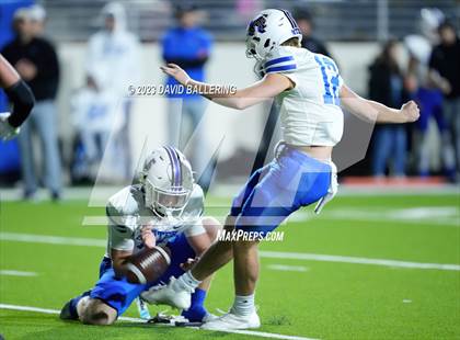 Thumbnail 1 in Gunter vs Jacksboro (UIL 3A DII Quarterfinal Playoff) photogallery.