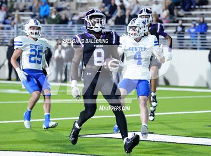 Thumbnail 3 in Gunter vs Jacksboro (UIL 3A DII Quarterfinal Playoff) photogallery.