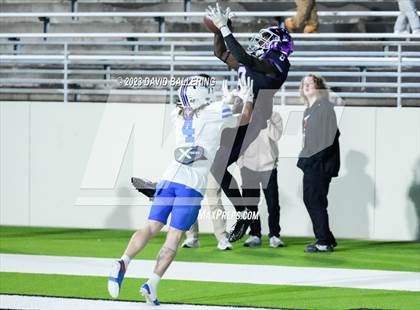 Thumbnail 1 in Gunter vs Jacksboro (UIL 3A DII Quarterfinal Playoff) photogallery.