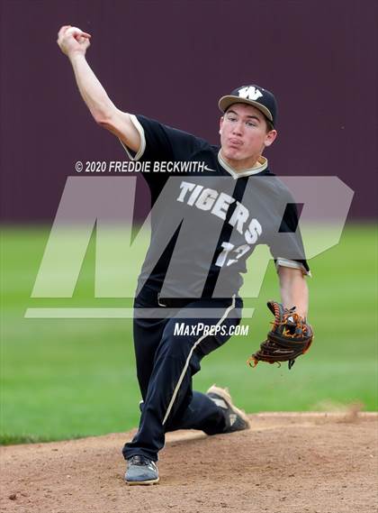 Thumbnail 3 in Whitewright vs Lone Grove photogallery.