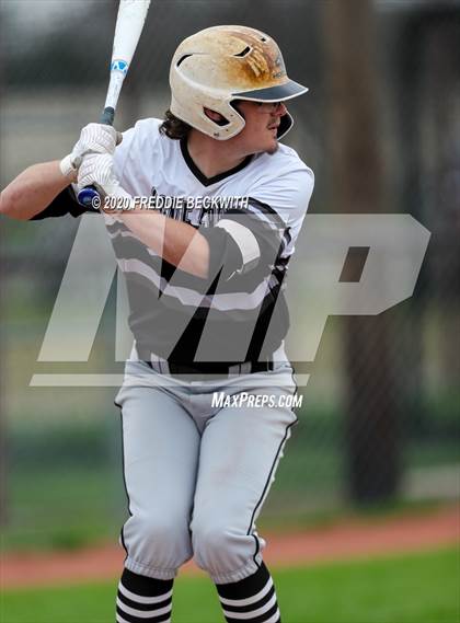 Thumbnail 1 in Whitewright vs Lone Grove photogallery.