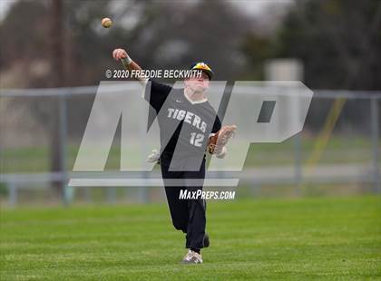 Thumbnail 2 in Whitewright vs Lone Grove photogallery.