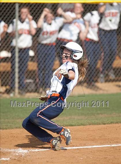 Thumbnail 1 in Lee-Davis vs. Grassfield (VHSL AAA Semifinal) photogallery.