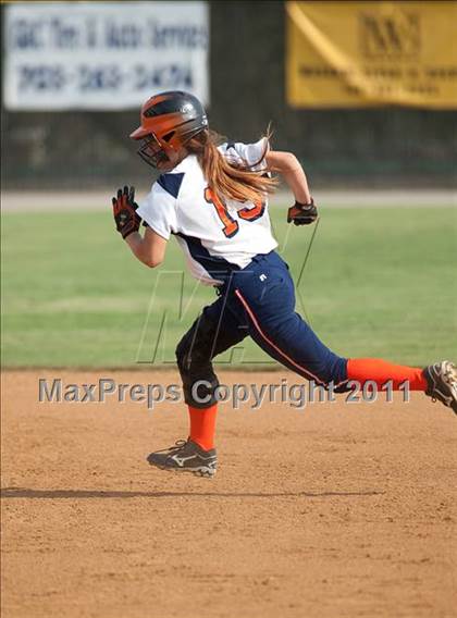 Thumbnail 2 in Lee-Davis vs. Grassfield (VHSL AAA Semifinal) photogallery.