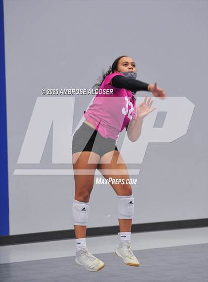Thumbnail 1 in St. Agnes Academy vs Shadow Creek photogallery.