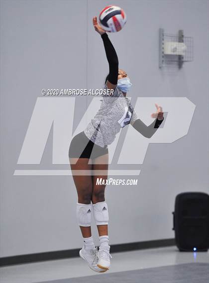 Thumbnail 1 in St. Agnes Academy vs Shadow Creek photogallery.