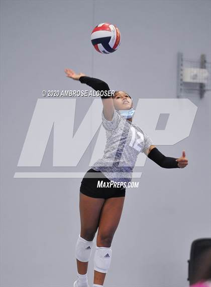 Thumbnail 1 in St. Agnes Academy vs Shadow Creek photogallery.