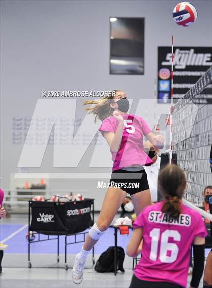 Thumbnail 2 in St. Agnes Academy vs Shadow Creek photogallery.