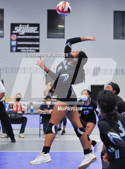 Thumbnail 3 in St. Agnes Academy vs Shadow Creek photogallery.