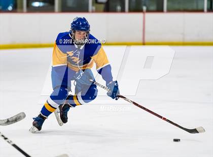 Thumbnail 3 in Warren Township vs D211 Chiefs (Gray) photogallery.