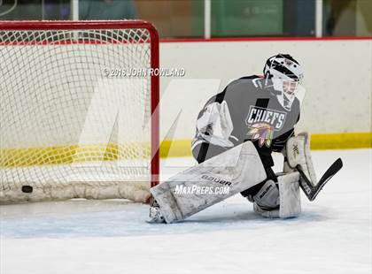 Thumbnail 1 in Warren Township vs D211 Chiefs (Gray) photogallery.