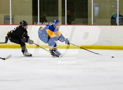 Thumbnail 1 in Warren Township vs D211 Chiefs (Gray) photogallery.