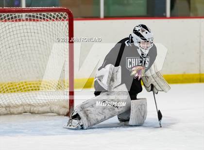 Thumbnail 3 in Warren Township vs D211 Chiefs (Gray) photogallery.