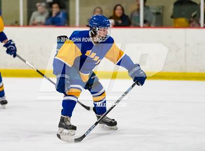 Thumbnail 2 in Warren Township vs D211 Chiefs (Gray) photogallery.