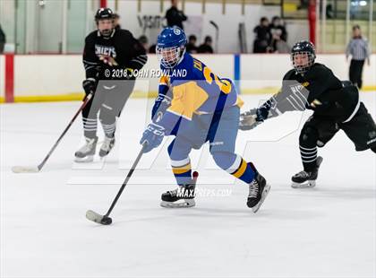 Thumbnail 2 in Warren Township vs D211 Chiefs (Gray) photogallery.