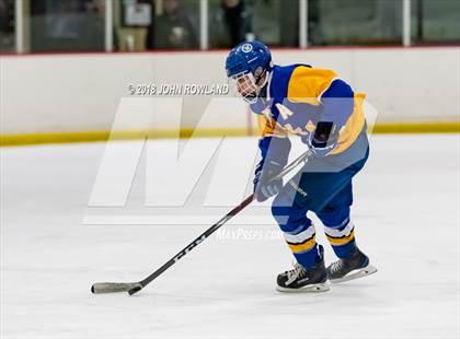 Thumbnail 3 in Warren Township vs D211 Chiefs (Gray) photogallery.