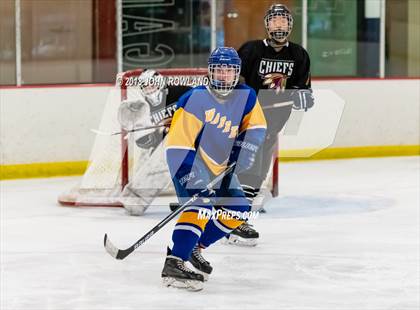 Thumbnail 2 in Warren Township vs D211 Chiefs (Gray) photogallery.