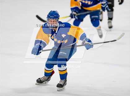 Thumbnail 3 in Warren Township vs D211 Chiefs (Gray) photogallery.