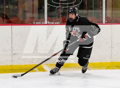 Thumbnail 3 in Warren Township vs D211 Chiefs (Gray) photogallery.