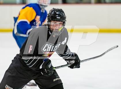 Thumbnail 3 in Warren Township vs D211 Chiefs (Gray) photogallery.