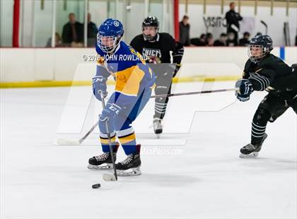 Thumbnail 1 in Warren Township vs D211 Chiefs (Gray) photogallery.