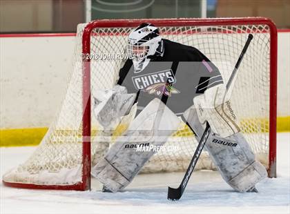 Thumbnail 3 in Warren Township vs D211 Chiefs (Gray) photogallery.