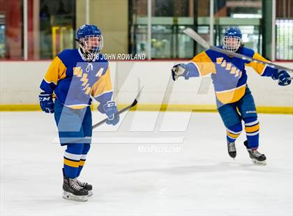 Thumbnail 1 in Warren Township vs D211 Chiefs (Gray) photogallery.