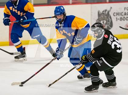 Thumbnail 3 in Warren Township vs D211 Chiefs (Gray) photogallery.